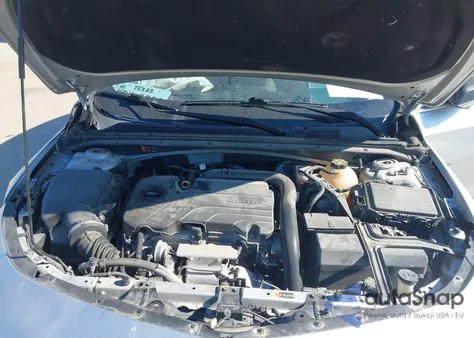 2020 Chevrolet Malibu Fwd 1Fl из США, поврежденный, VIN 1G1ZC5ST4LF001231